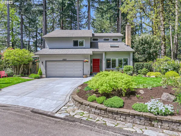 17217 SW Withywindle Ct, Portland, OR 97224