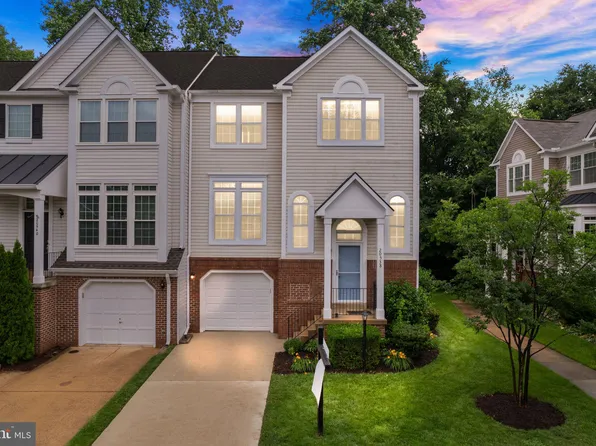 20538 Willoughby Sq, Sterling, VA 20165
