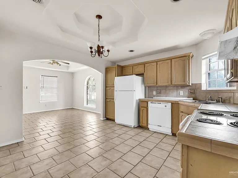 1810 Agua Fina Ave #2 — Photo 6