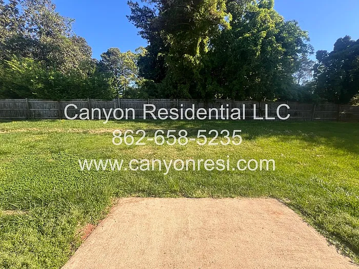 3 bed, 2.0 bath, 1472 sqft, $1,750 — Photo 4