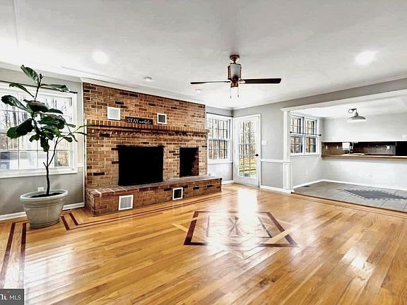 5th image of 13358 Marie Dr