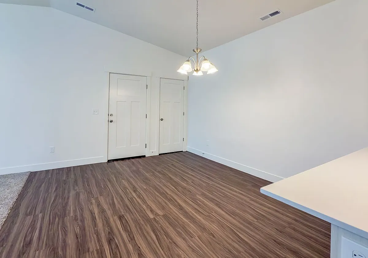 Building Photo - 3991 W Uinta Way #204