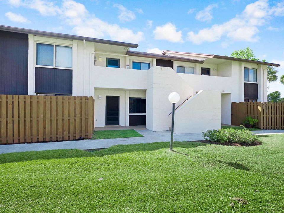 1st image of 2125 Golf Isle Dr APT 1413