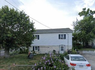 7 S 3rd St, Mc Sherrystown, PA 17344