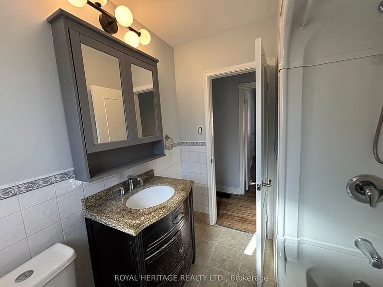 81 Eringate Dr #MAIN FLOOR — Photo 24