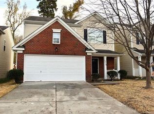 2419 Cairns Mill Ct, Charlotte, NC 28269