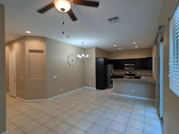 1367 S COUNTRY CLUB Drive #1242, Mesa, AZ 85210