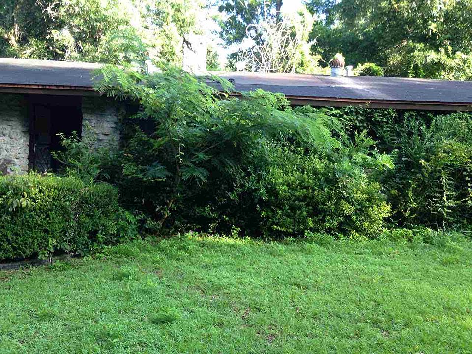 1st image of 2521 Hill Lake Dr