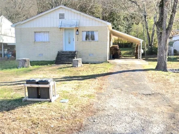 634 Highway 71 SE, Mountainburg, AR 72946