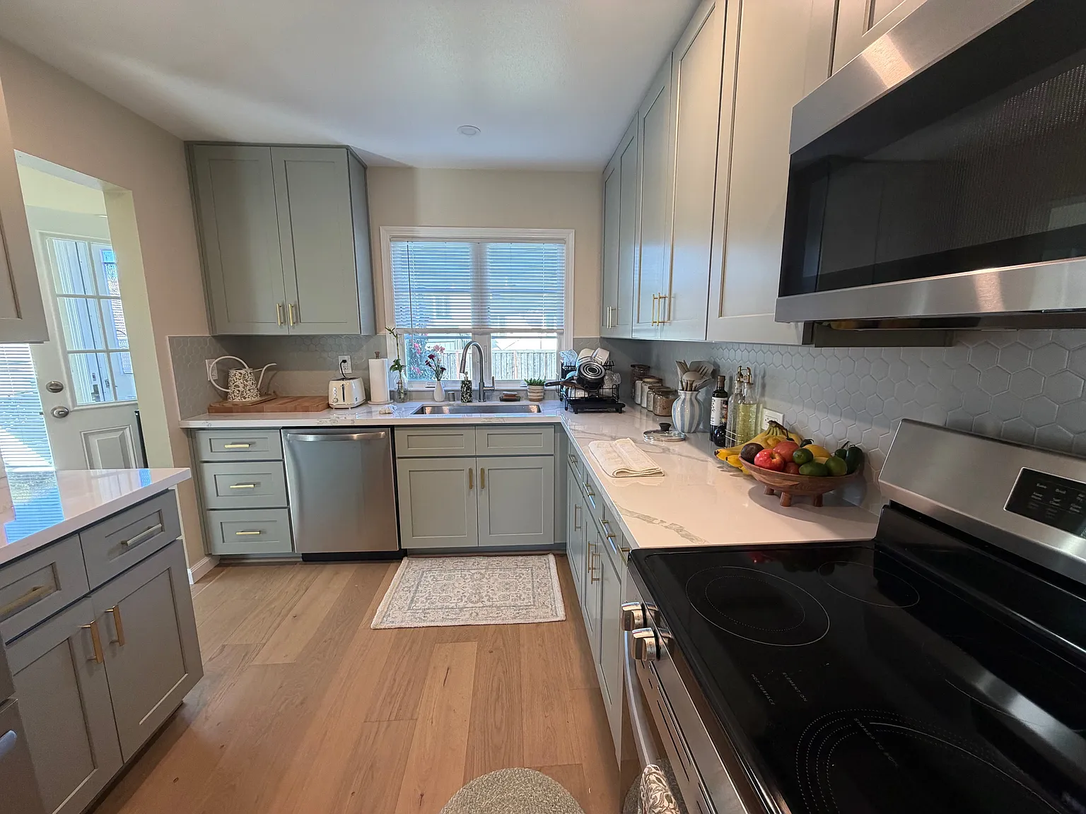 2815 Chanslor Ave — Photo 4