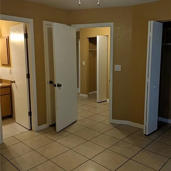 5353 W Customer Ct — Photo 4