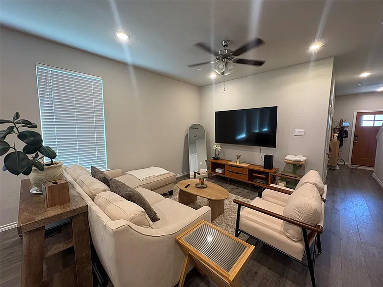 3222 Hampton Dr — Photo 11