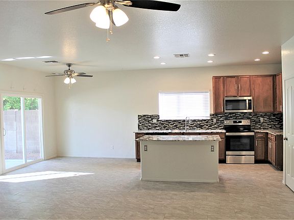 5th image of 9010 E Obispo Ave