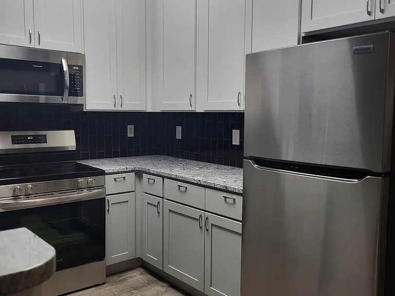 104-4725 Hahns Peak Dr — Photo 3