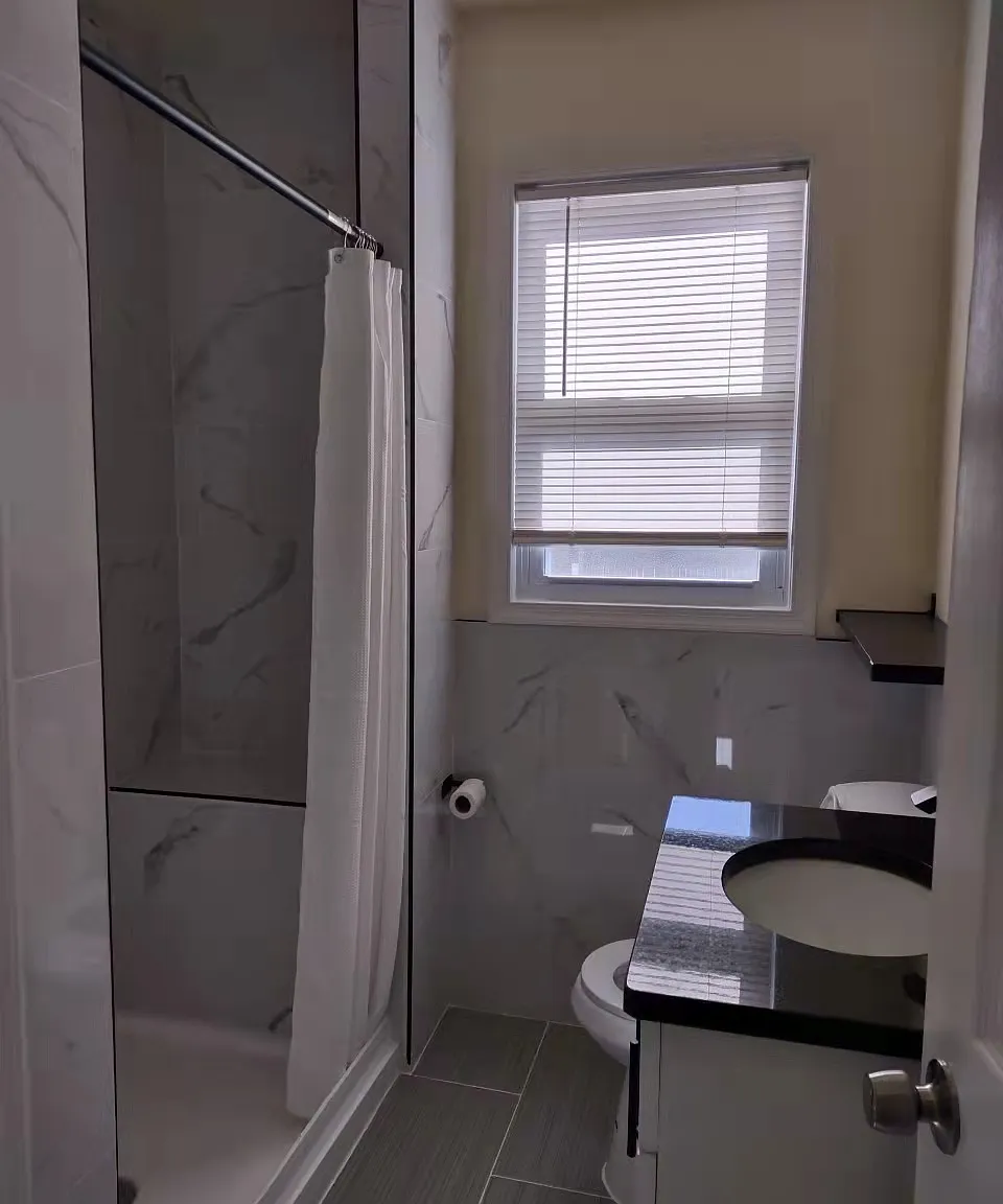 109 Rogers Ave — Photo 4