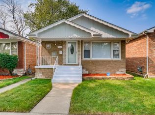 12334 S Aberdeen St, Calumet Park, IL