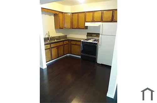 3631 N Rockton Ave Photo 1