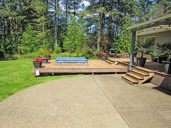 5th image of 6212 78th Ave NE