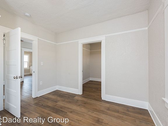 4th image of 2529 L St
