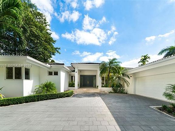 3rd image of 7155 Los Pinos Blvd #0