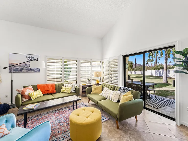 50192 Calle Maria — Photo 7