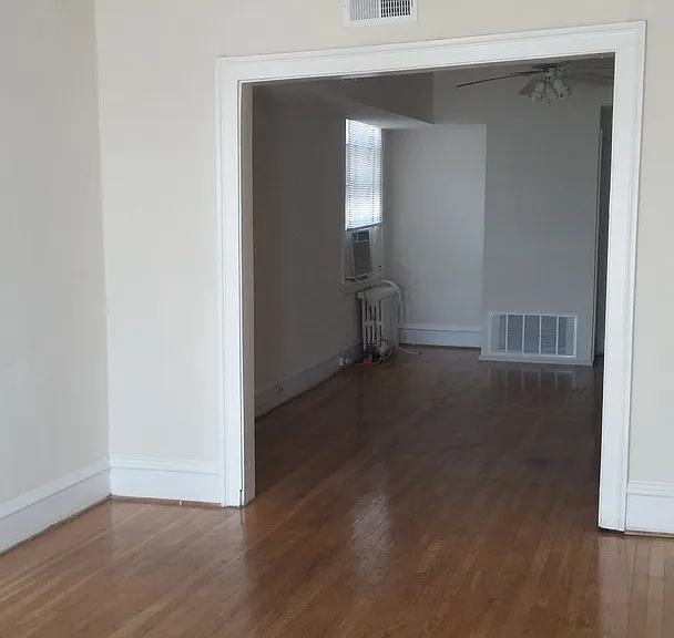 2832 Monument Ave.* — Photo 12