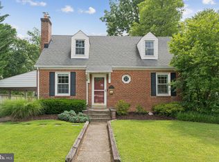 2907 Summerfield Rd, Falls Church, VA 22042