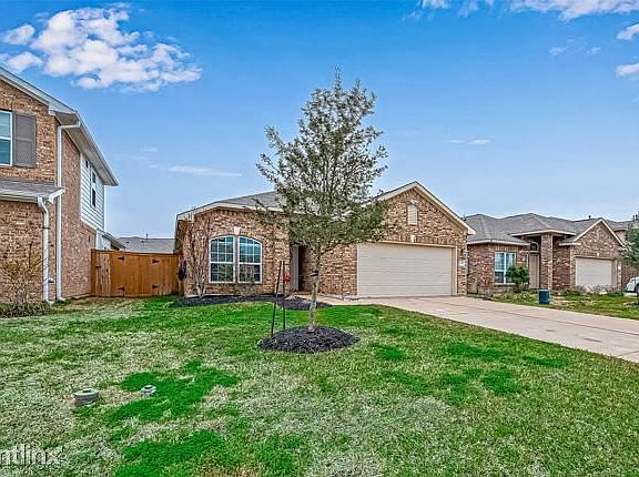 3rd image of 12705R Pirate Bend Dr