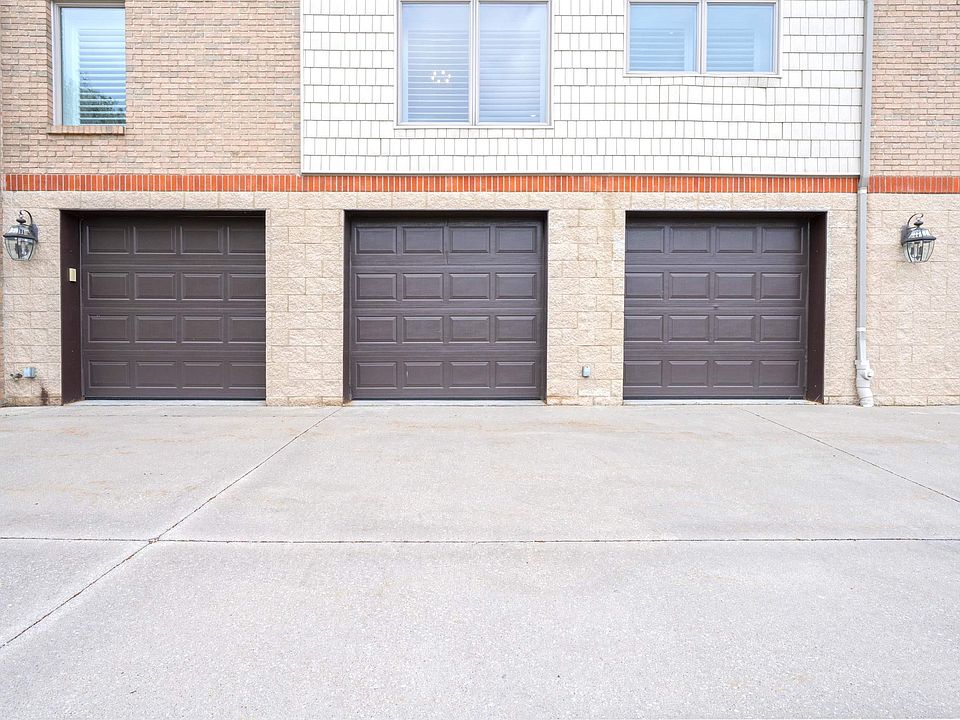 32172 N River Rd #17, photo 30