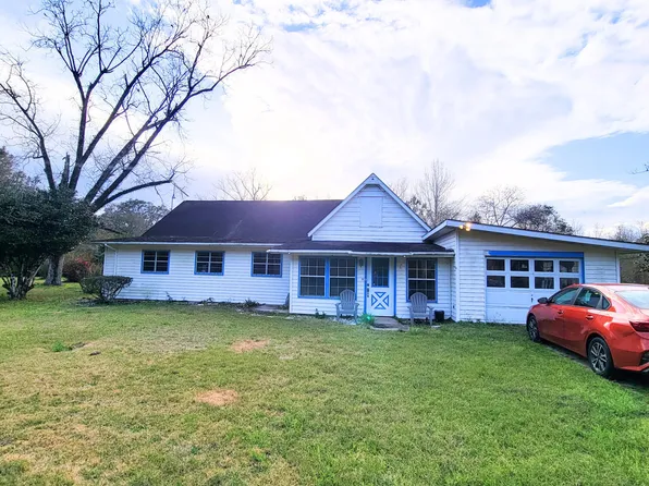 11213 Easley Rd, Moss Point, MS 39562