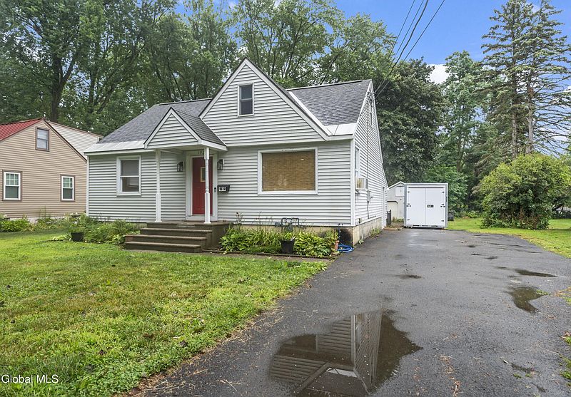 2nd image of 192 Sunnyside Road