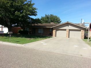 1611 Jefferson St, Plainview, TX 79072
