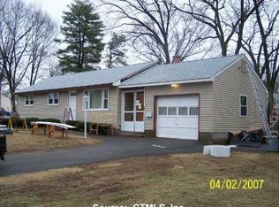 28 Cora St, Enfield, CT 06082