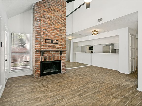 5th image of 18240 Midway Rd APT 901