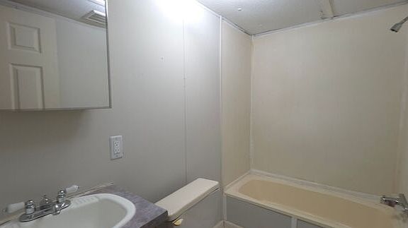 4th image of 2263 Stanley Rd #A-7