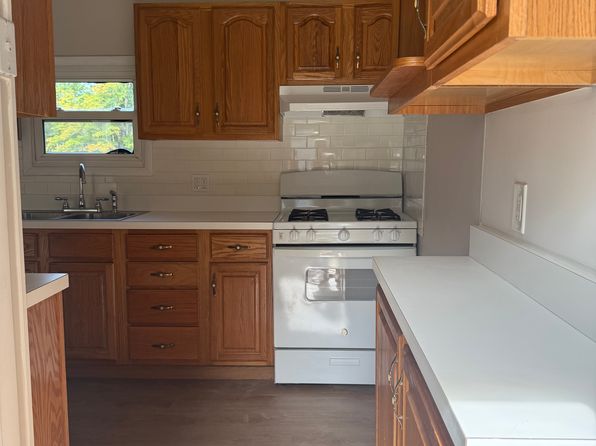 210 Port Ben Rd #1