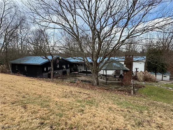 70571 Pine Hollow Rd, Bridgeport, OH 43912