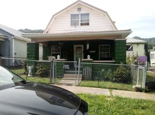 1521 W 4th Ave, Williamson, WV 25661