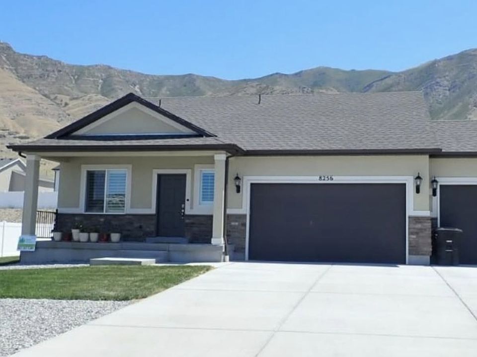 1st image of 8256 N Lakeshore Dr
