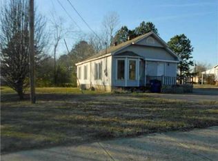 307 N Maple St, Adamsville, TN 38310