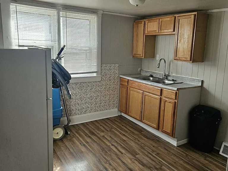 3361 E 113th St #1 — Photo 11