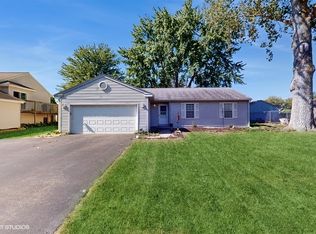 3569 Newport Dr, Island Lake, IL 60042