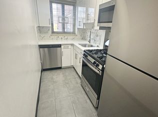 18902 64th Ave, Fresh Meadows, NY 11365