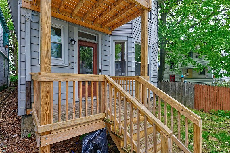 4th image of 14 Barclay Street