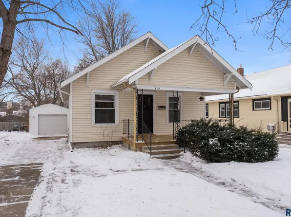 419 N Indiana Ave, Sioux Falls, SD 57103