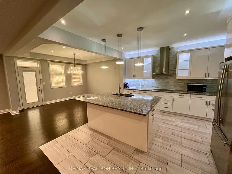 223 Thomas Phillips Dr — Photo 8