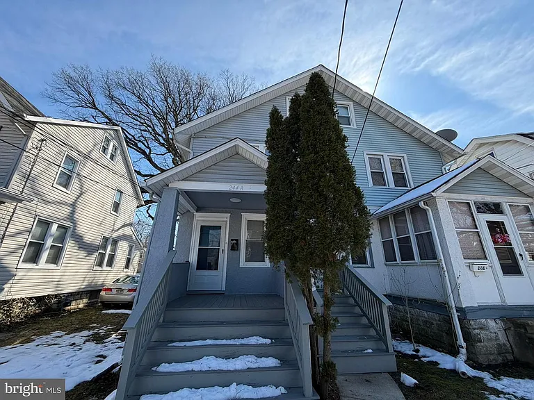 244 Mansion Ave — Photo 2