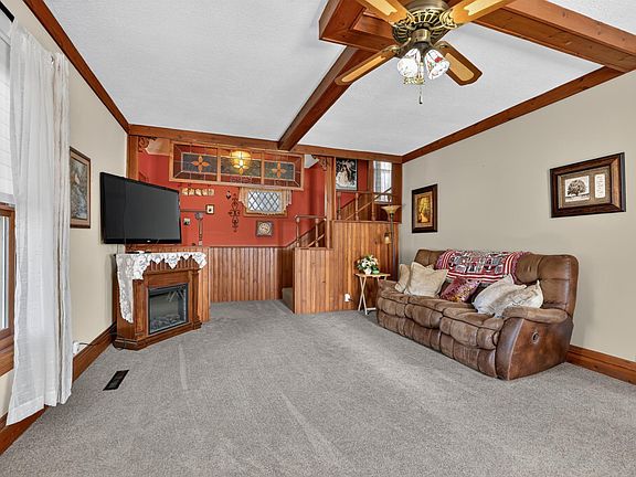 4th image of 314 Arnold St