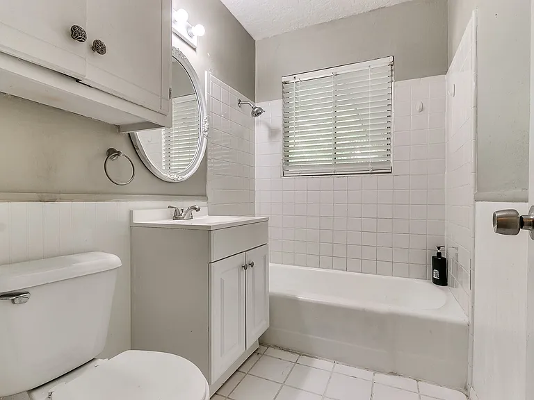 1612 Dakota St — Photo 14