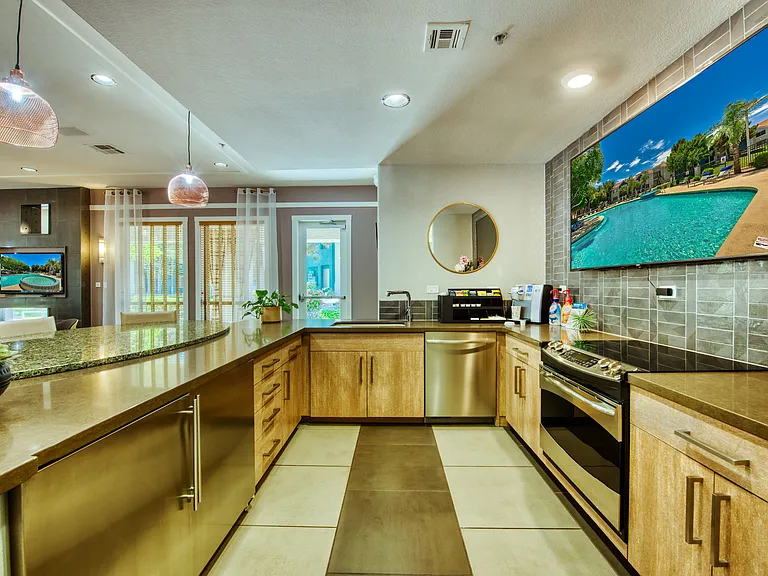 Galleria Palms — Photo 14